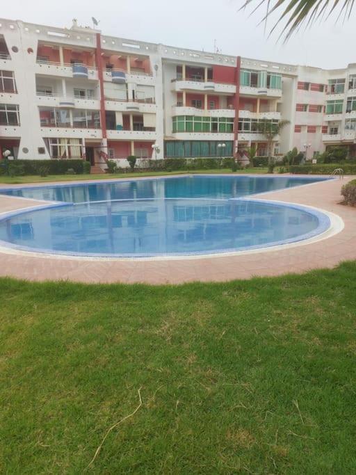Appartement Avec Piscine Proche De La Plage Mohammedia Kültér fotó